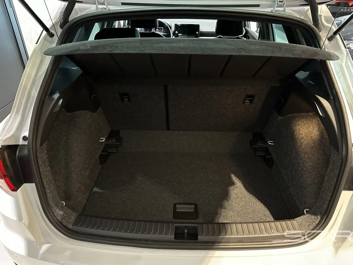 SEAT Arona nuova a Livorno (5)