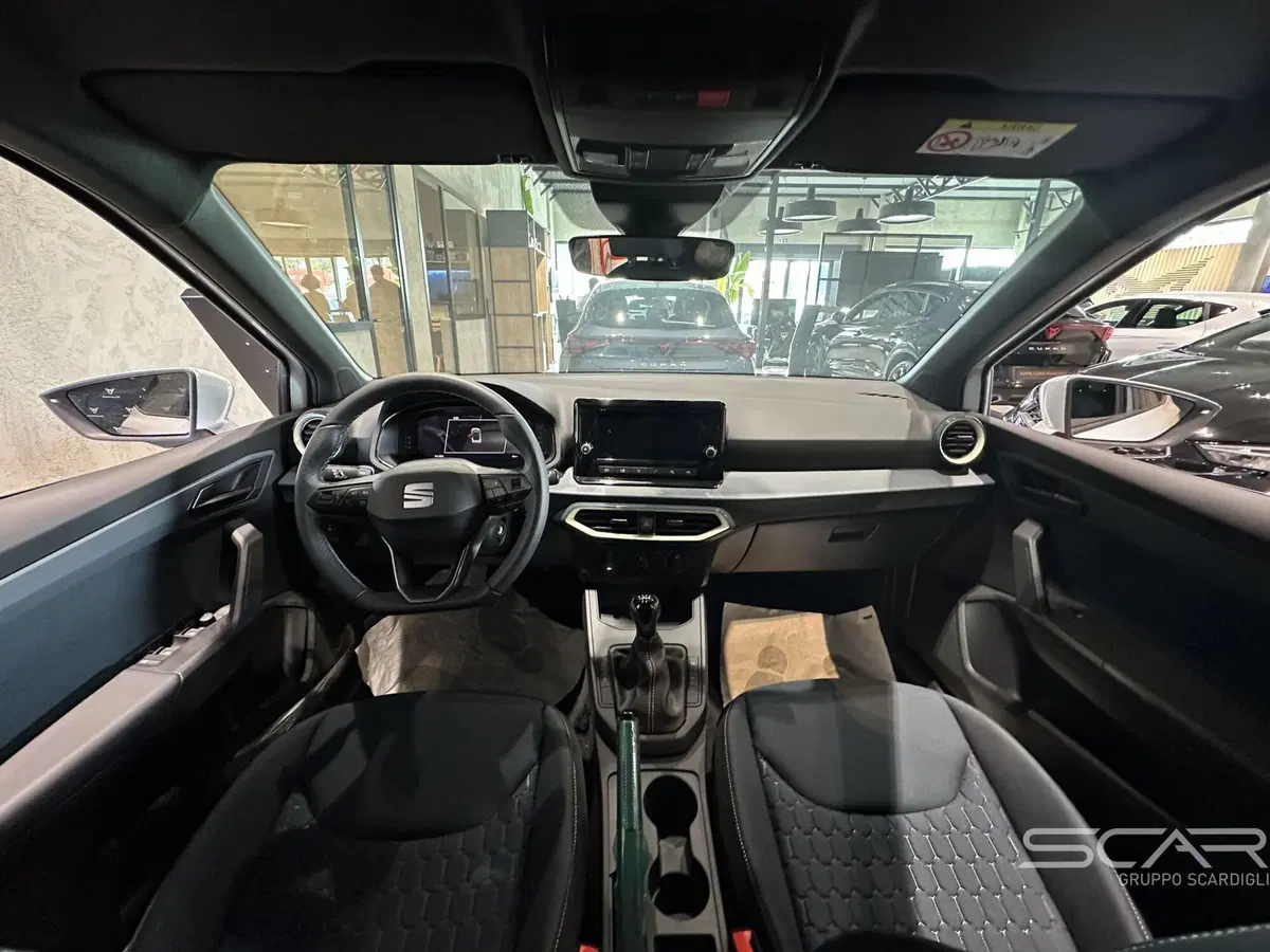 SEAT Arona nuova a Livorno (7)