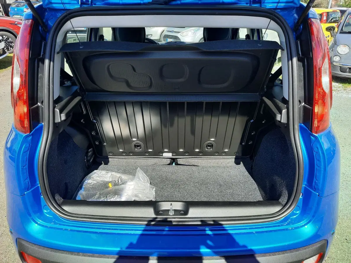 Fiat Pandina nuova a La Spezia (10)