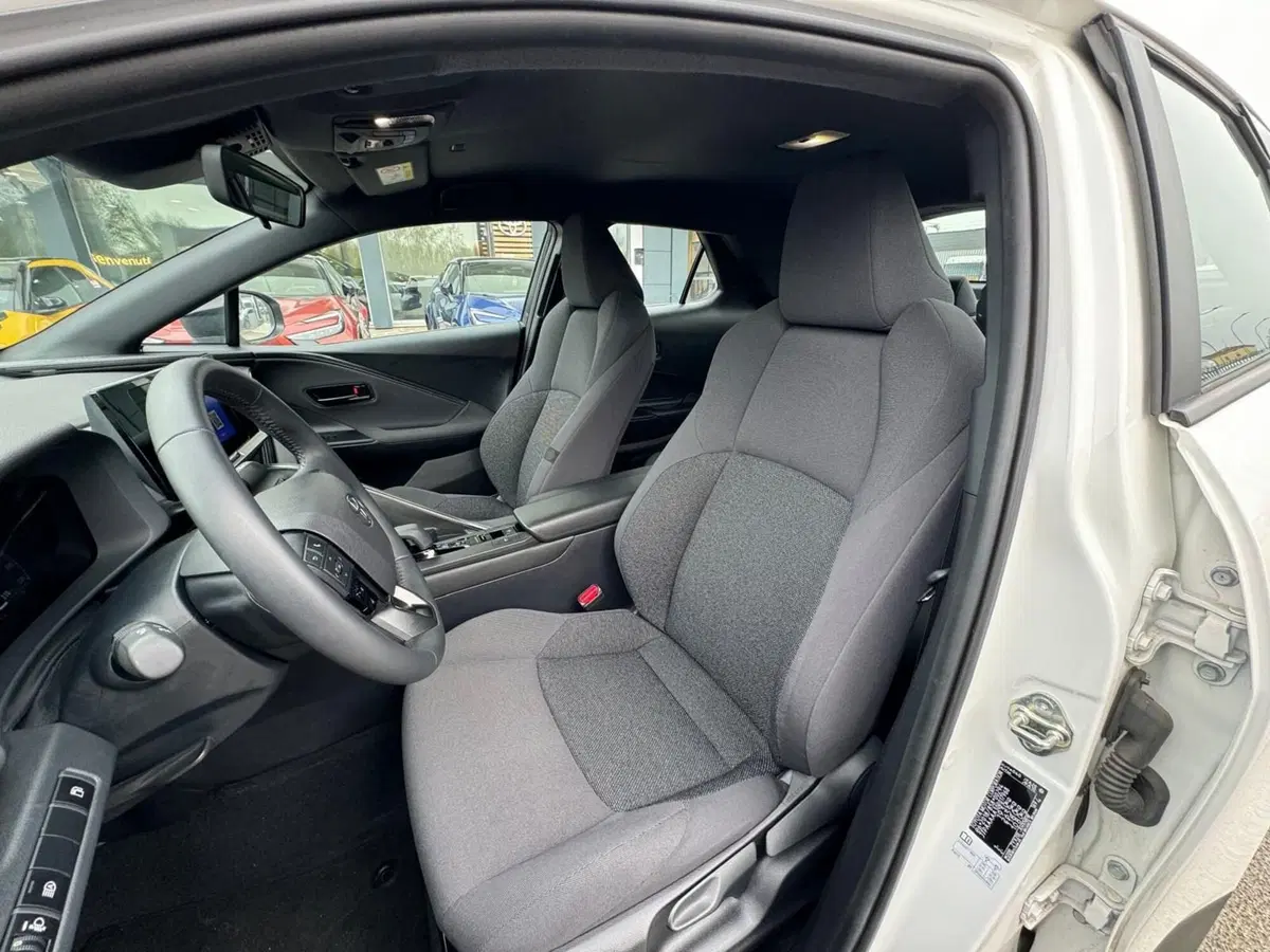 Toyota Toyota C-HR usata a Modena (10)