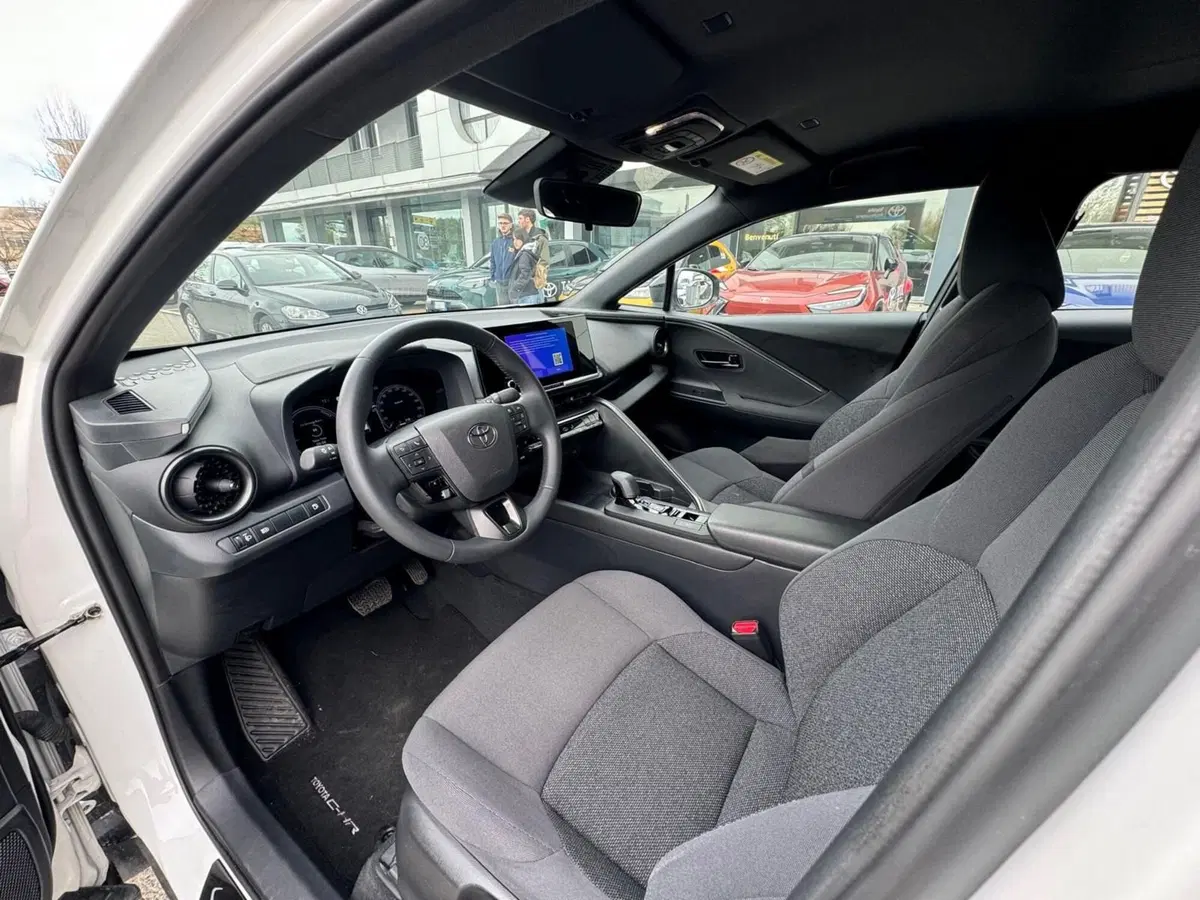 Toyota Toyota C-HR usata a Modena (11)