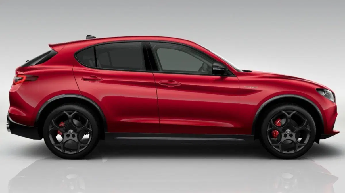 Alfa Romeo Stelvio nuova a Firenze (3)