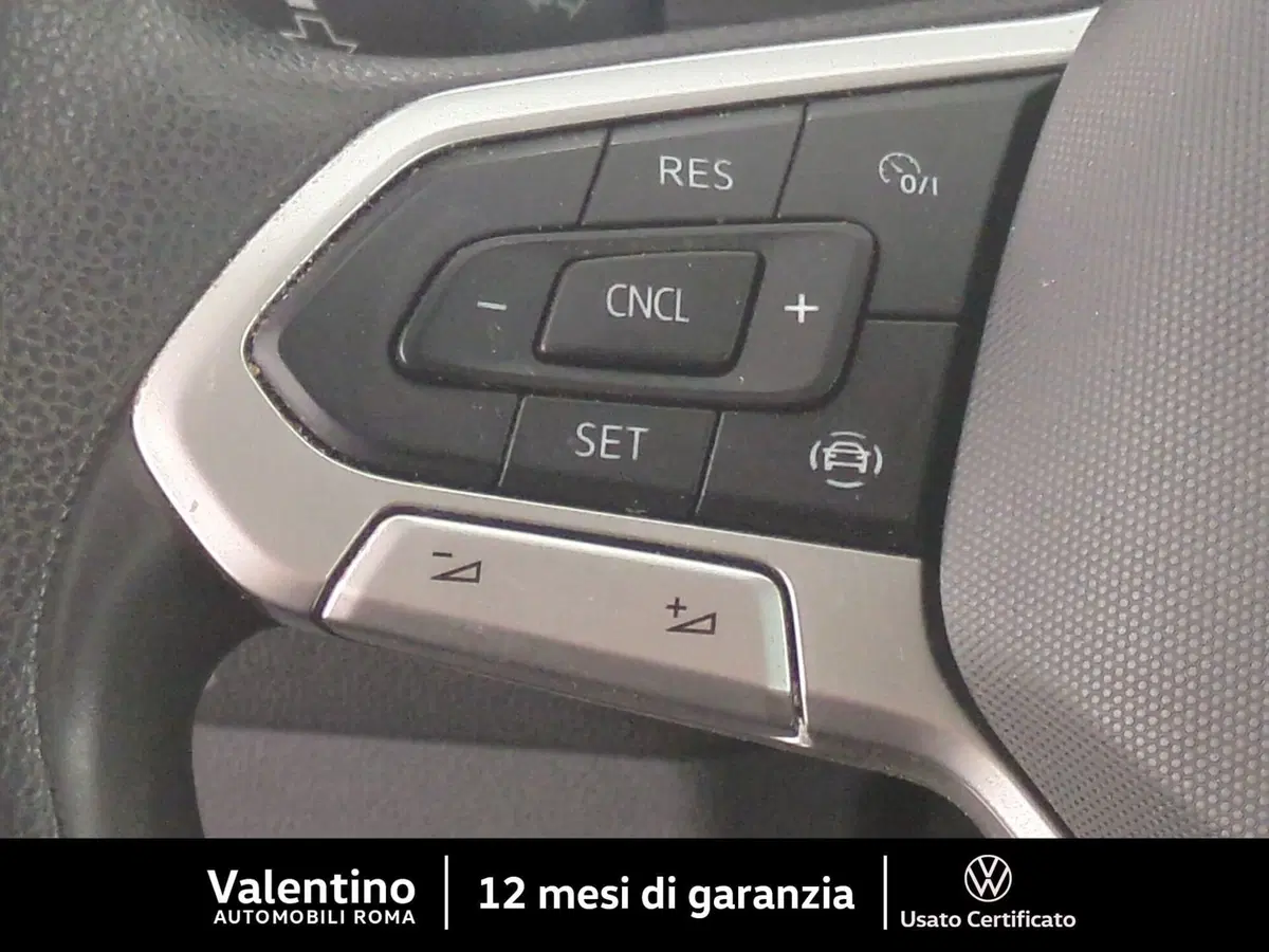 Volkswagen T-Cross usata a Roma (15)