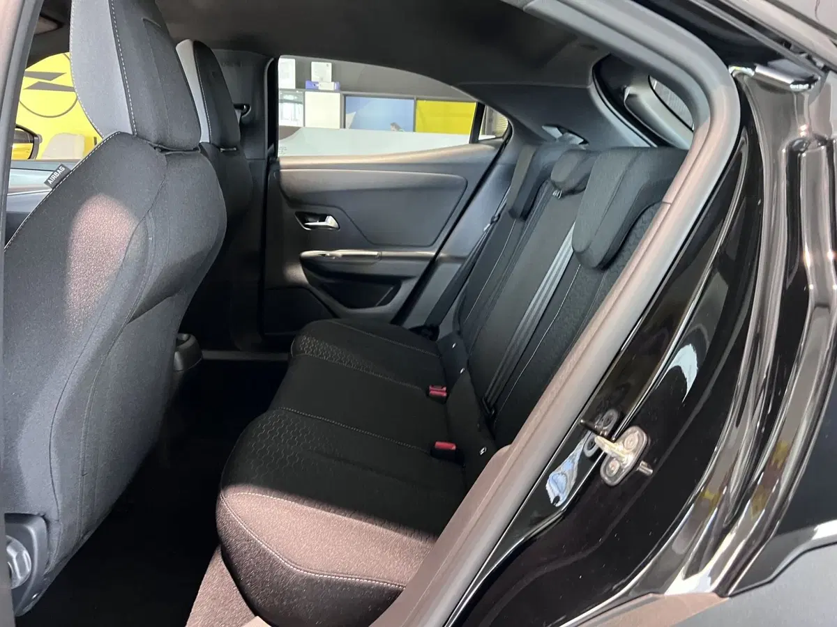 Opel Mokka nuova a Bari (18)