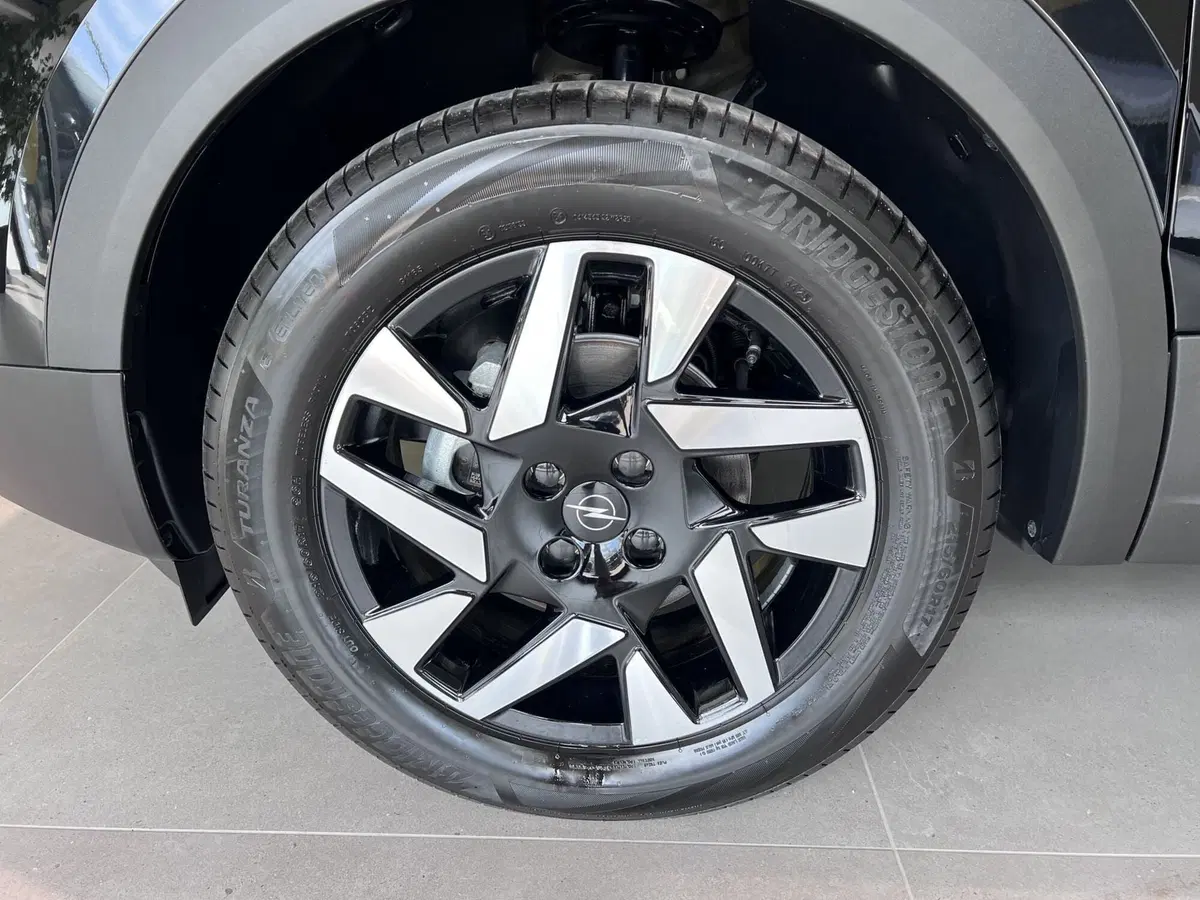 Opel Mokka nuova a Bari (5)
