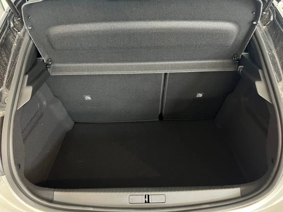 Opel Corsa nuova a Bari (9)