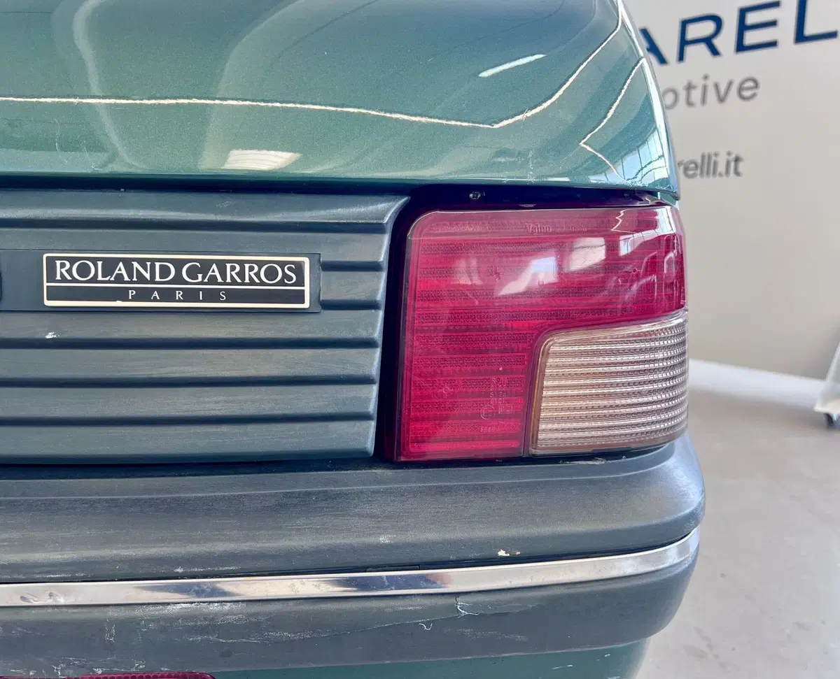 Peugeot 205 Cabrio usata a Bari (7)