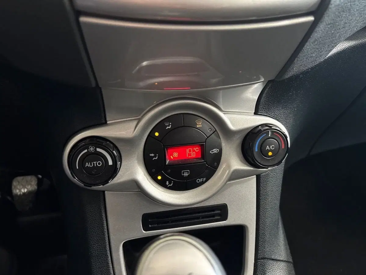 Ford Fiesta usata a Torino (14)