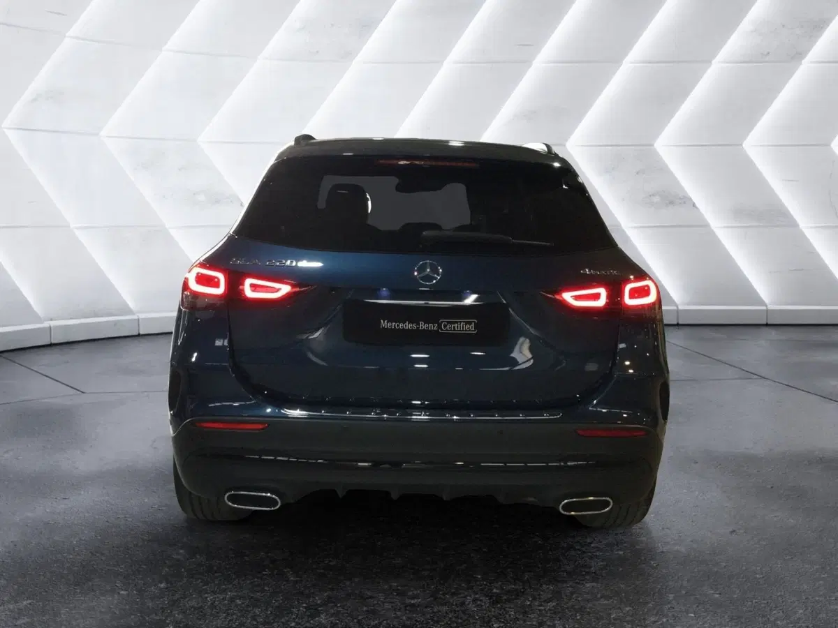 Mercedes-Benz GLA SUV usata a Caserta (6)