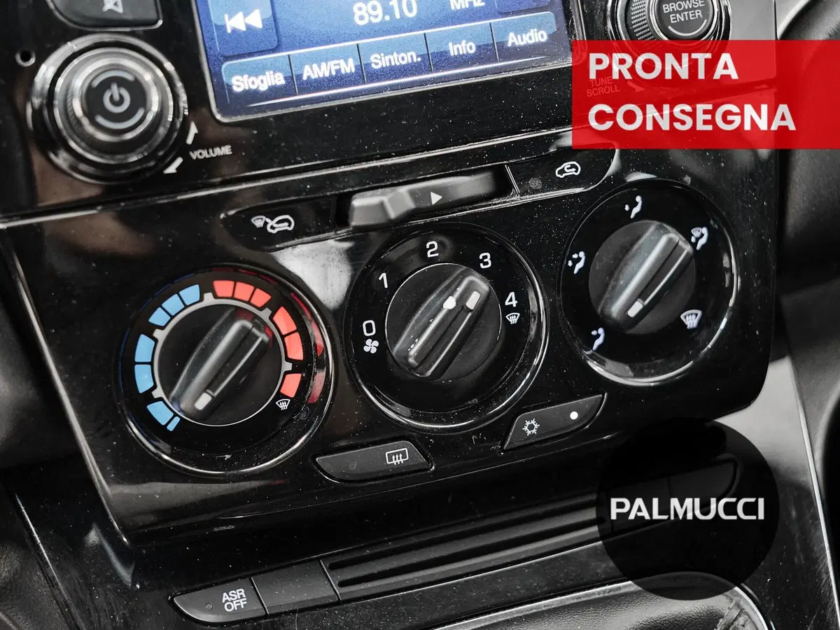 Lancia Ypsilon usata a Prato (11)