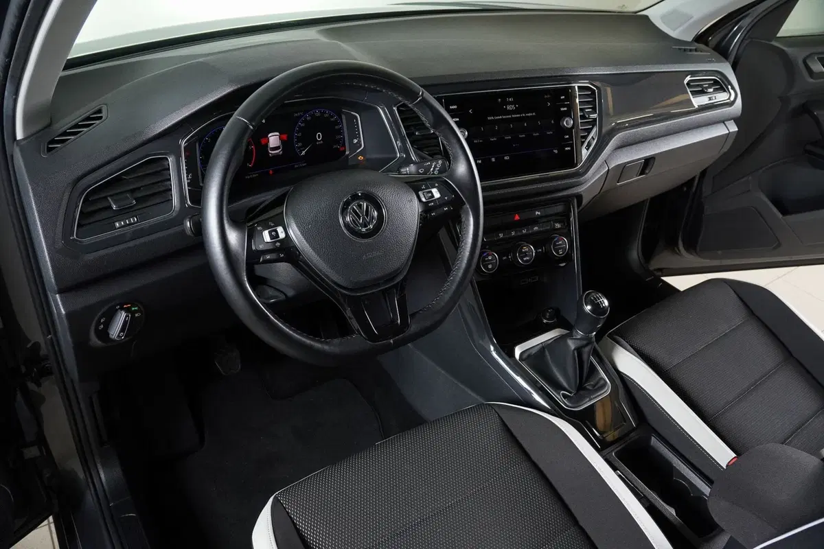Volkswagen T-Roc usata a Perugia (15)
