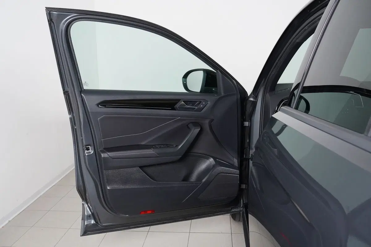 Volkswagen T-Roc usata a Perugia (14)