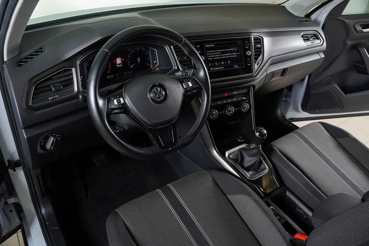 Volkswagen T-Roc usata a Perugia (15)