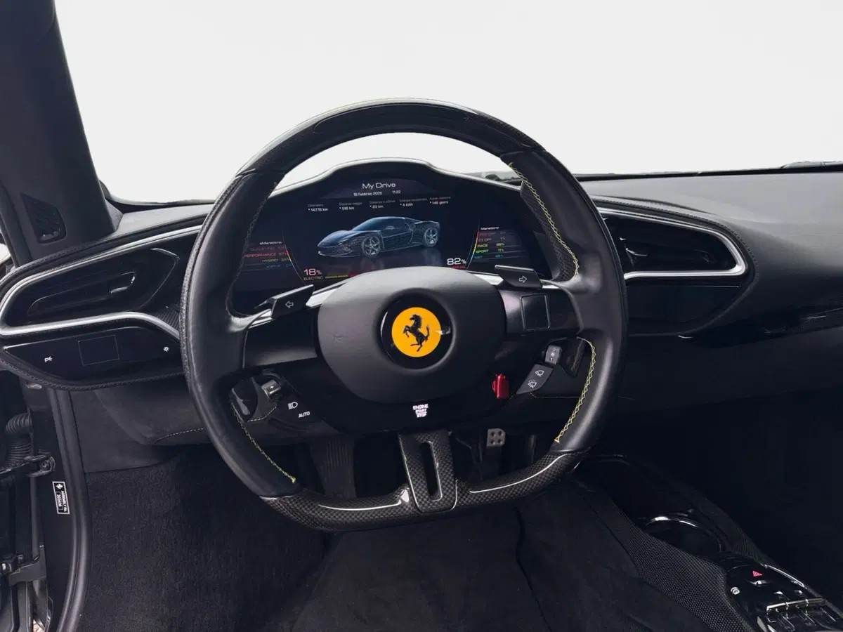 Ferrari 296 Coupé usata a Ancona (11)