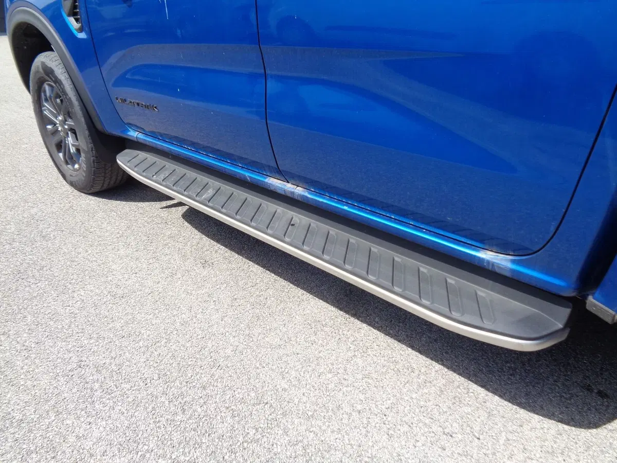 Ford Ranger Pick-up nuova a Treviso (7)