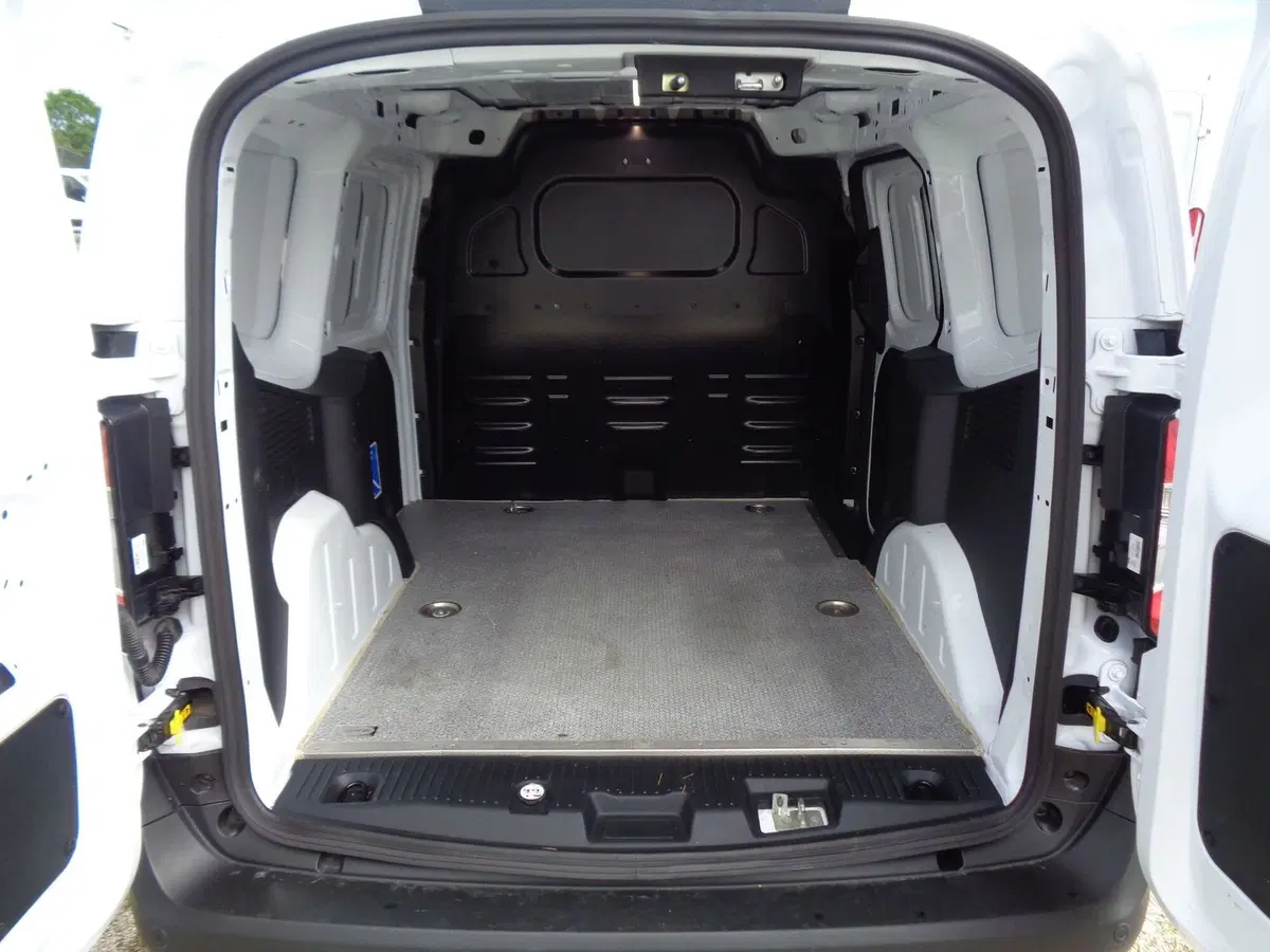 Ford Transit Courier Furgone usata a Treviso (17)