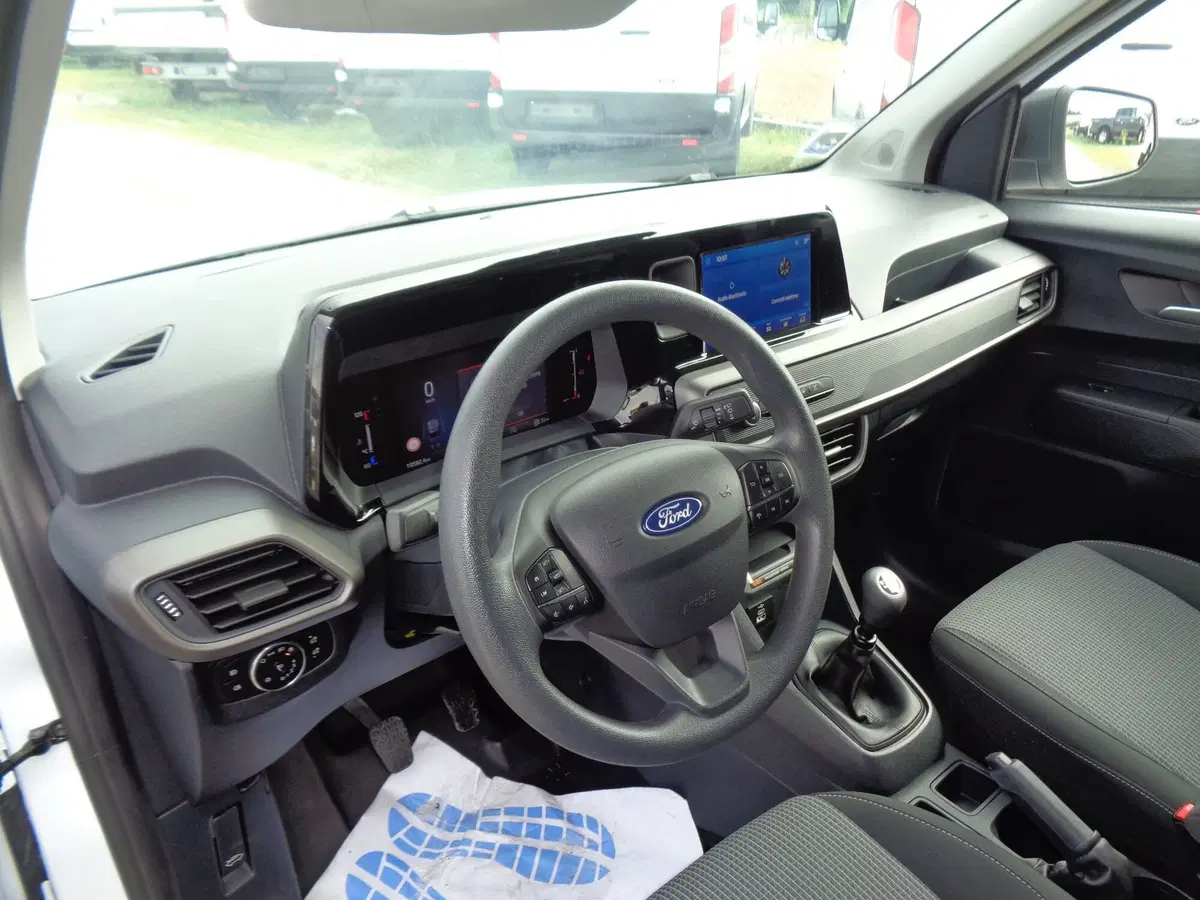 Ford Transit Courier Furgone usata a Treviso (9)