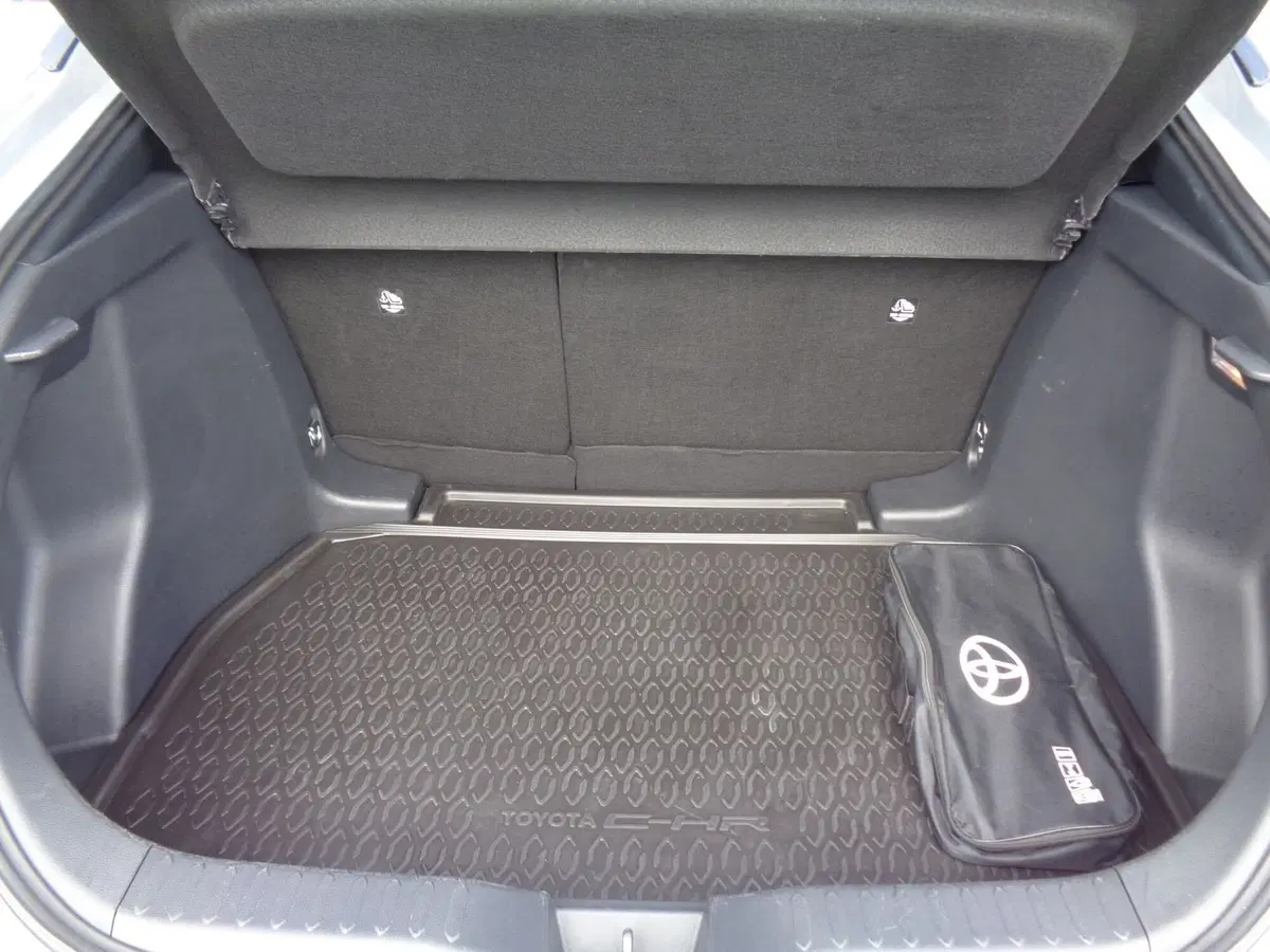 Toyota Toyota C-HR usata a Treviso (18)