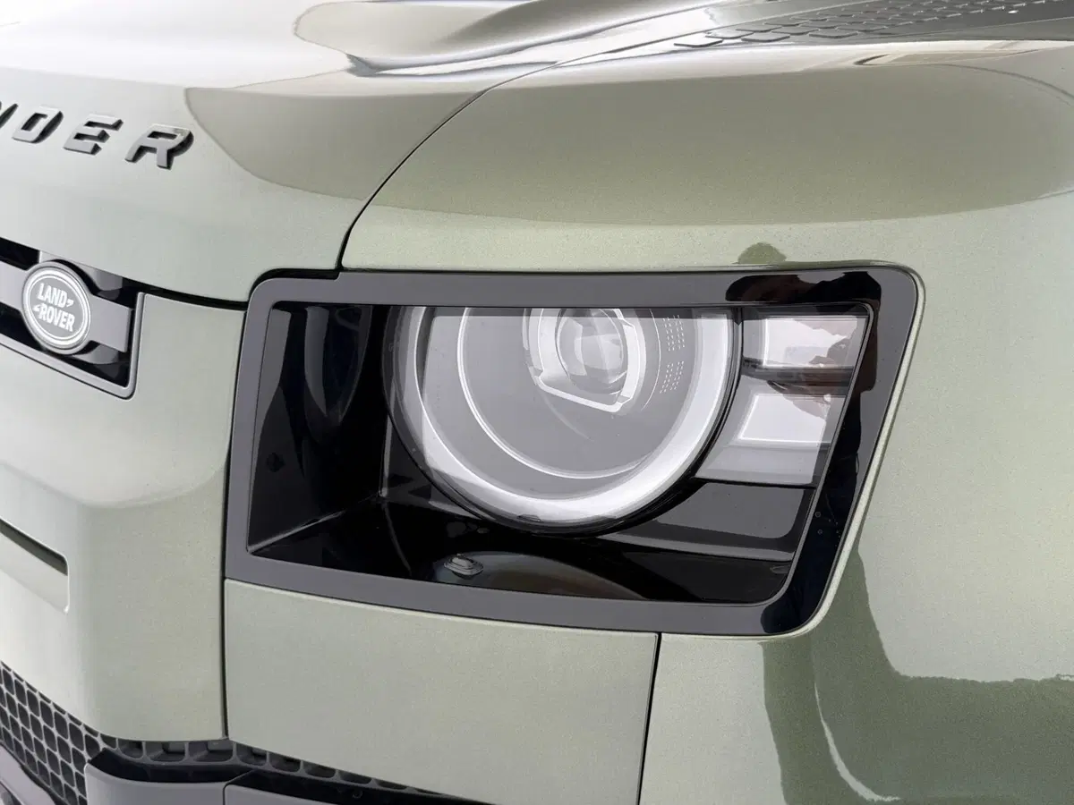 Land Rover Defender nuova a Perugia (19)