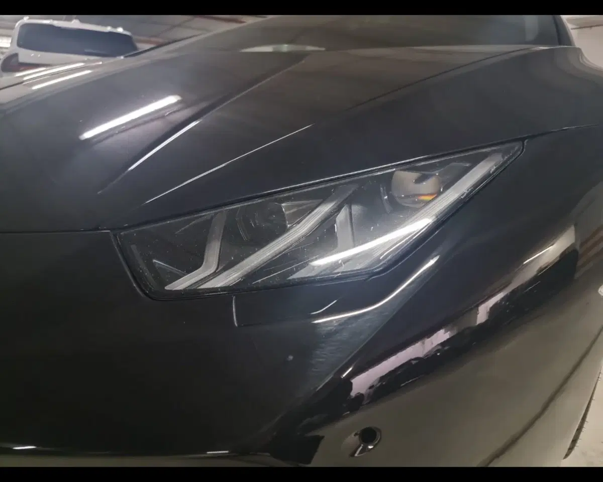 Lamborghini Huracán Coupé usata a Caserta (10)
