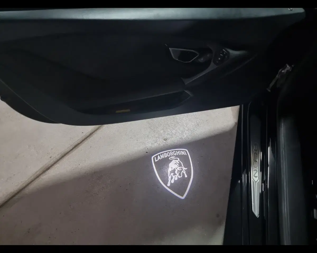 Lamborghini Huracán Coupé usata a Caserta (12)