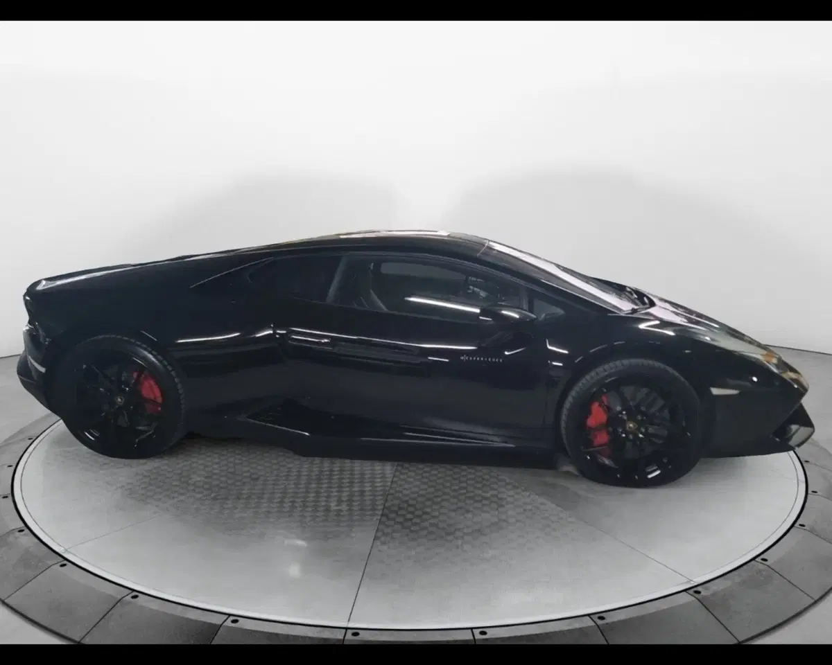 Lamborghini Huracán Coupé usata a Caserta (4)