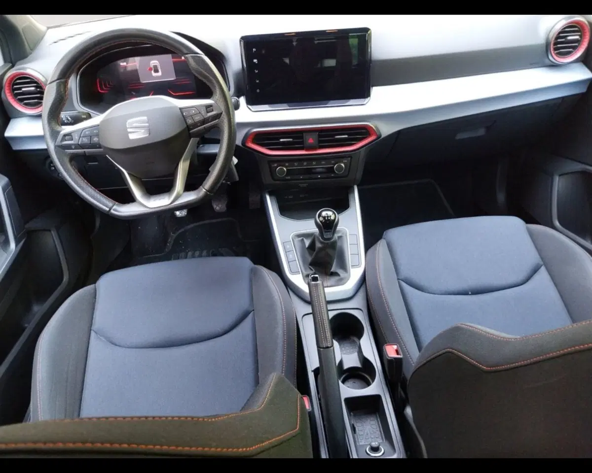 SEAT Arona usata a Forlì-Cesena (10)