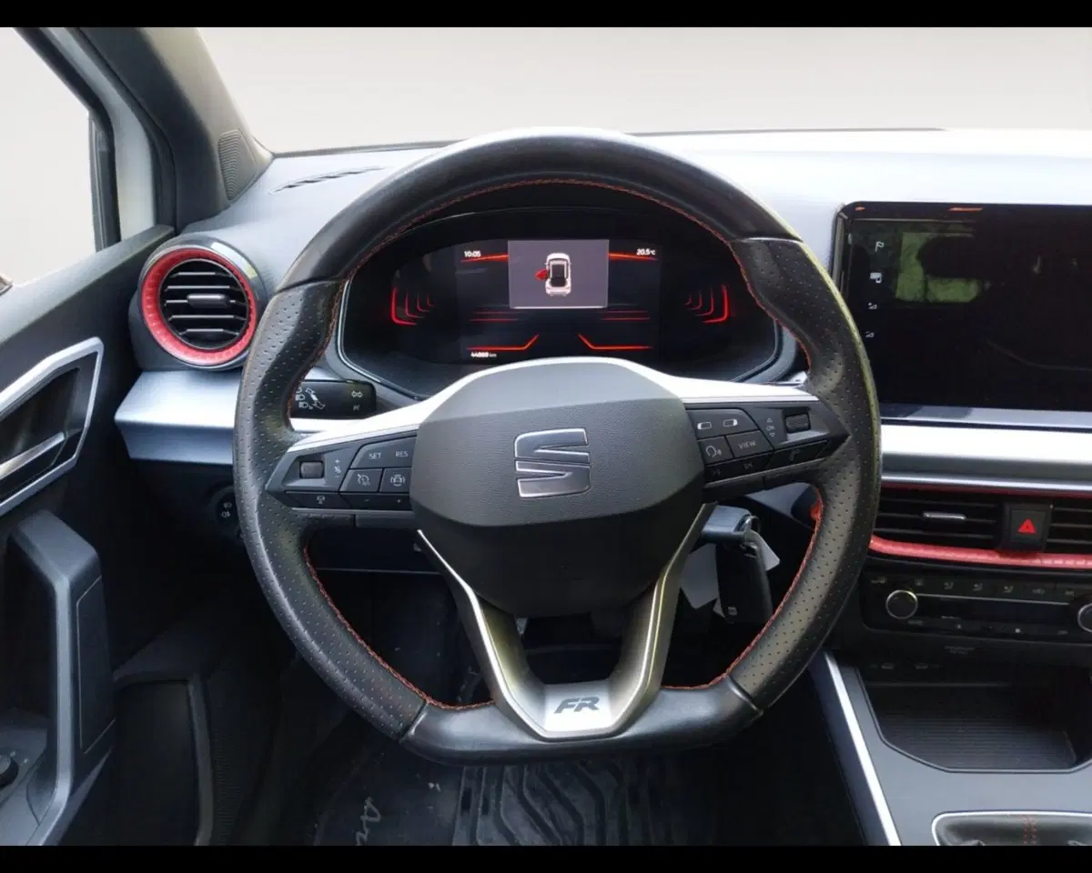 SEAT Arona usata a Forlì-Cesena (12)