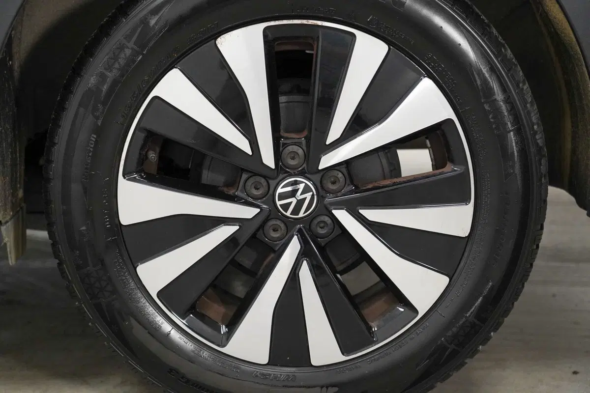 Volkswagen Taigo usata a Varese (7)