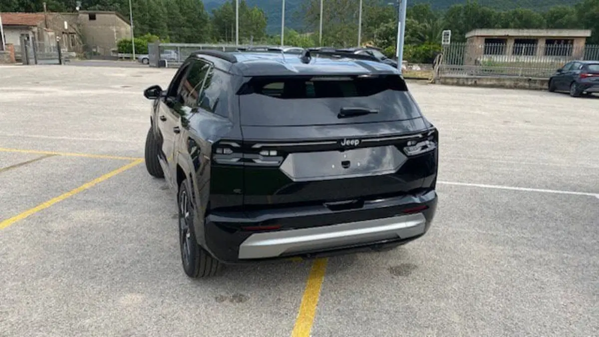Jeep Compass nuova a Benevento (7)