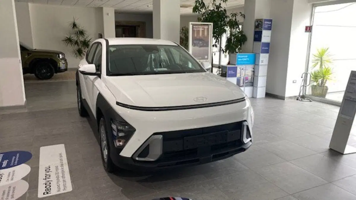 Hyundai Kona nuova a Benevento (11)