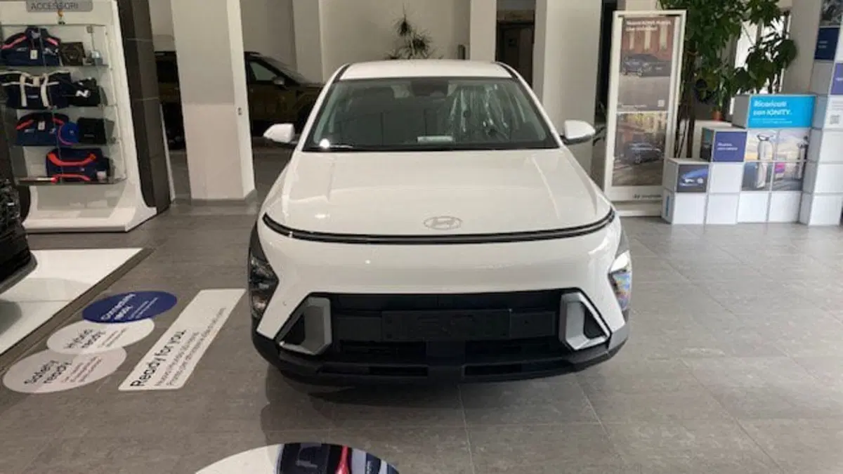 Hyundai Kona nuova a Benevento (12)