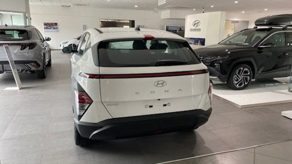 Hyundai Kona nuova a Benevento (5)