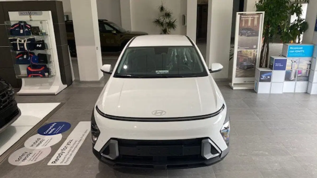 Hyundai Kona nuova a Benevento (9)