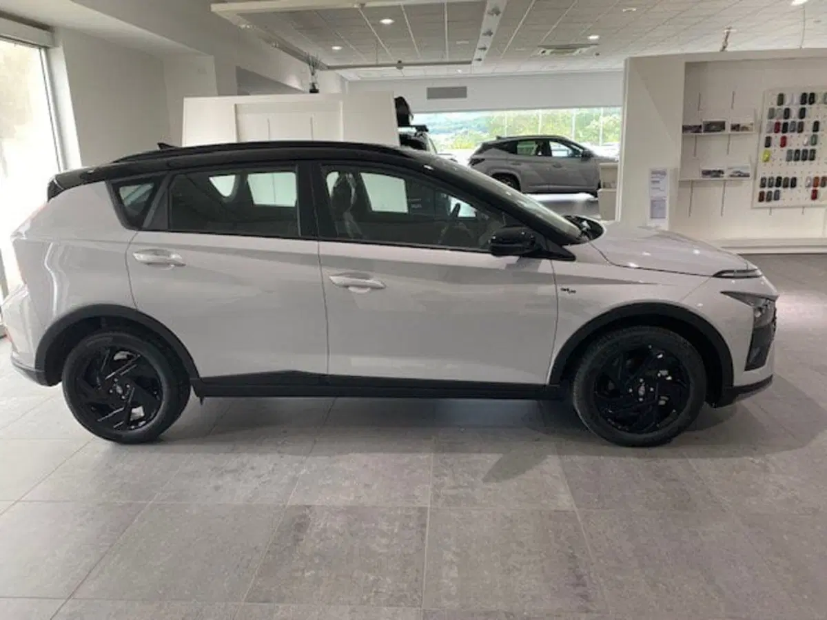 Hyundai Bayon nuova a Benevento (14)