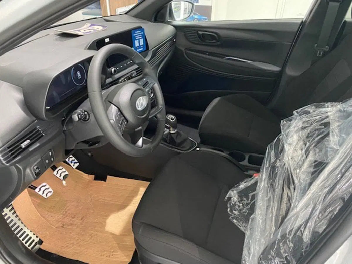 Hyundai Bayon nuova a Benevento (16)