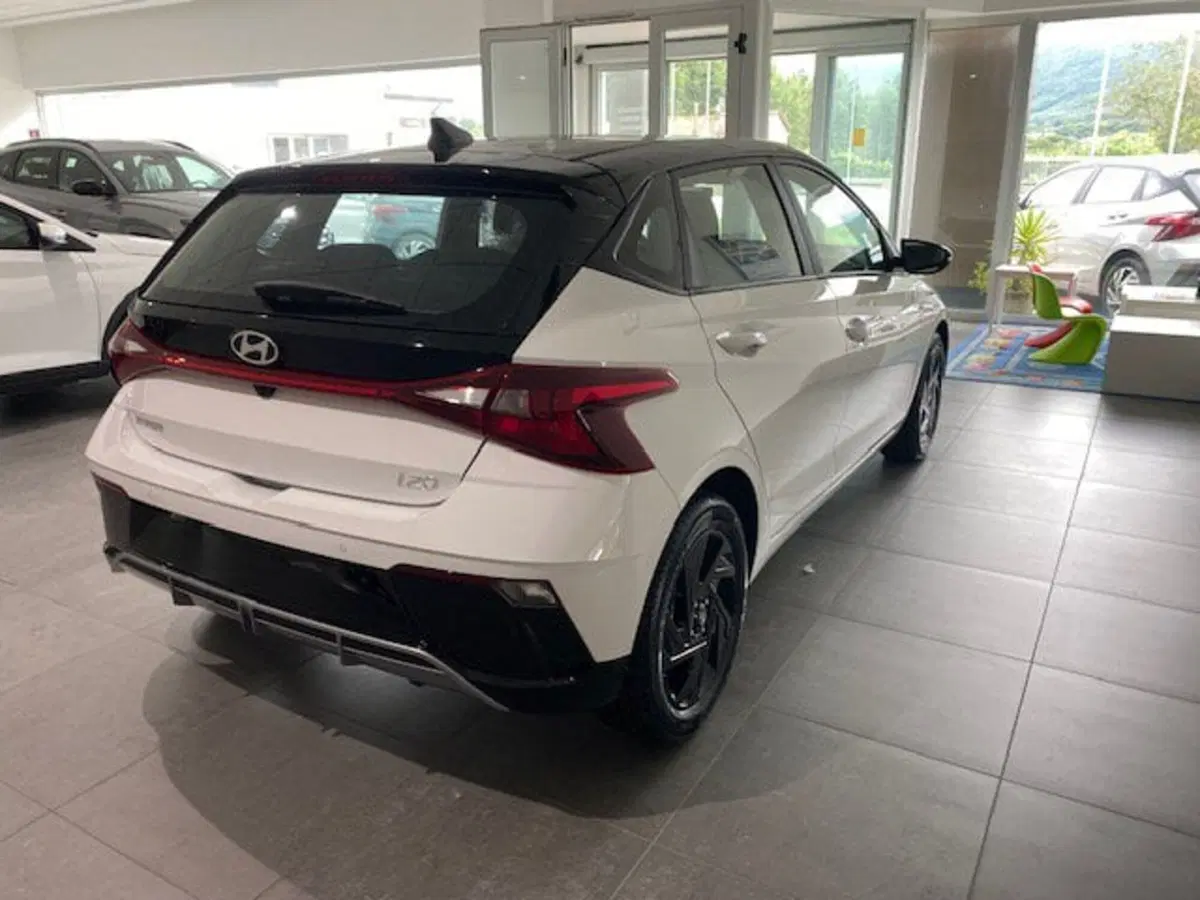 Hyundai i20 nuova a Benevento (12)