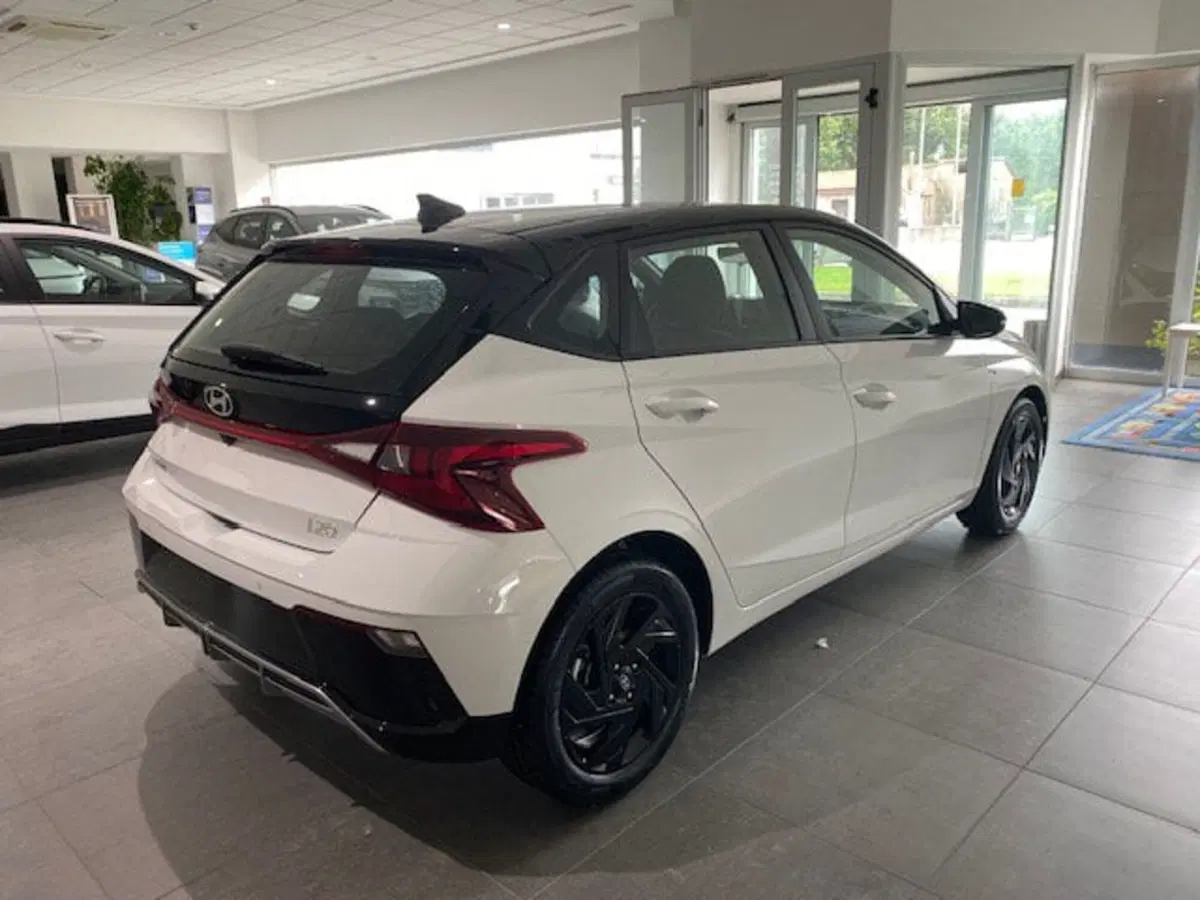 Hyundai i20 nuova a Benevento (13)