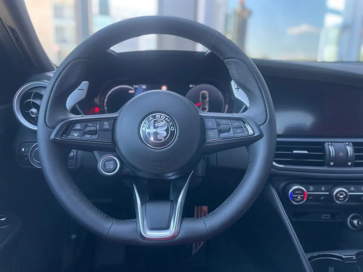 Alfa Romeo Giulia nuova a Ancona (10)