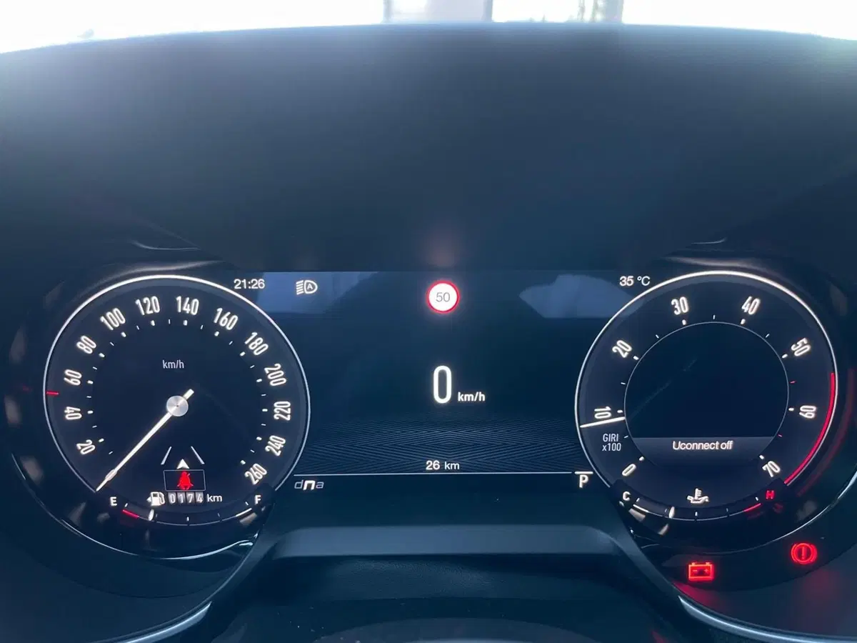 Alfa Romeo Giulia nuova a Ancona (11)