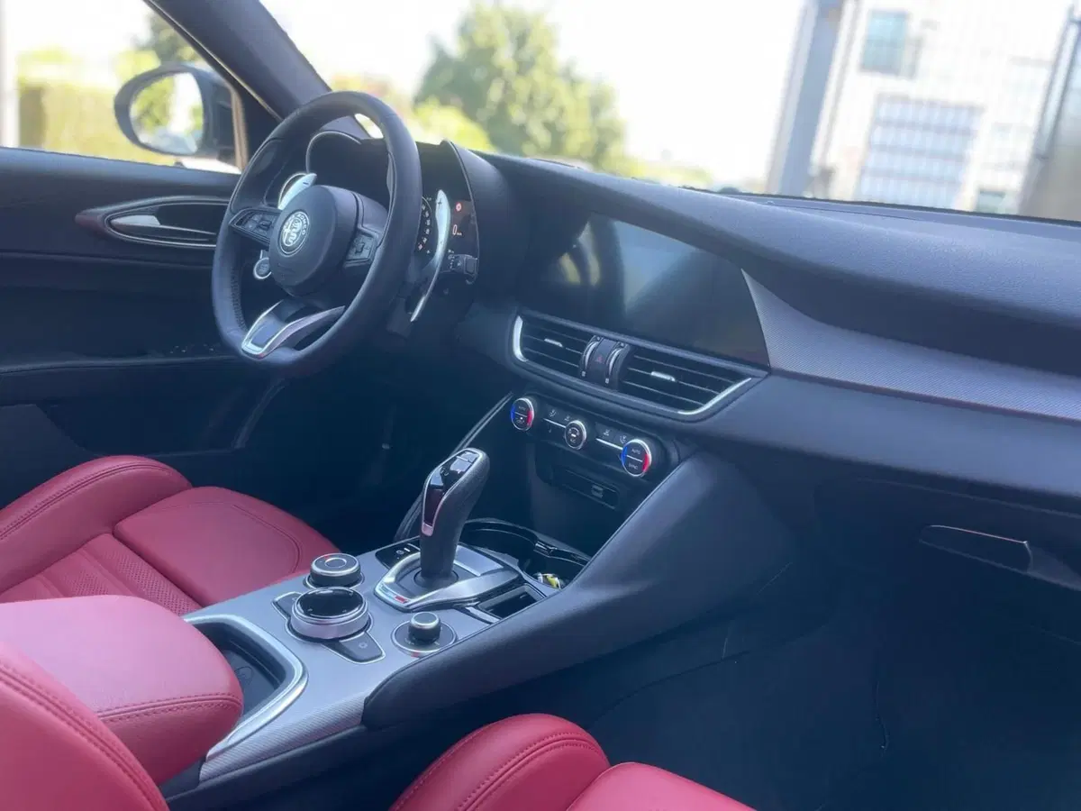 Alfa Romeo Giulia nuova a Ancona (14)