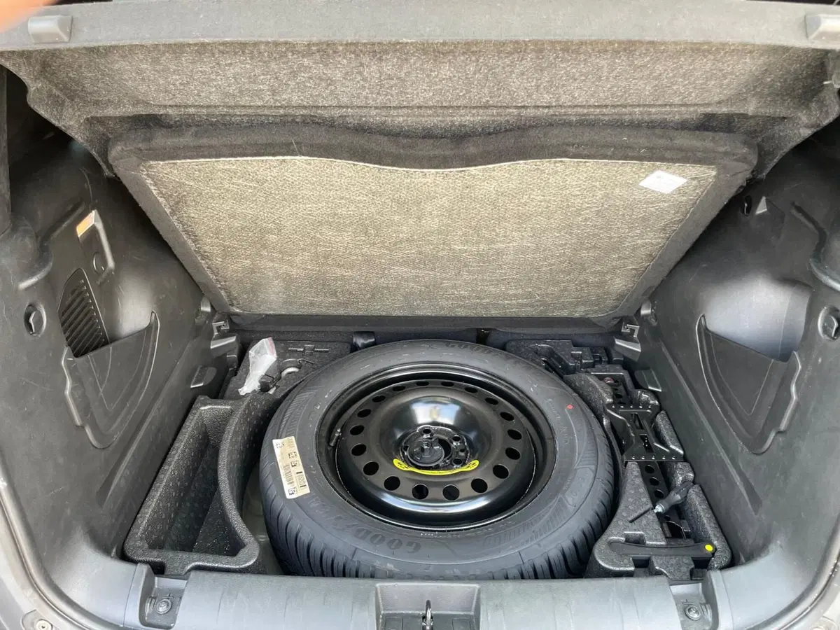 Jeep Renegade usata a Ancona (18)
