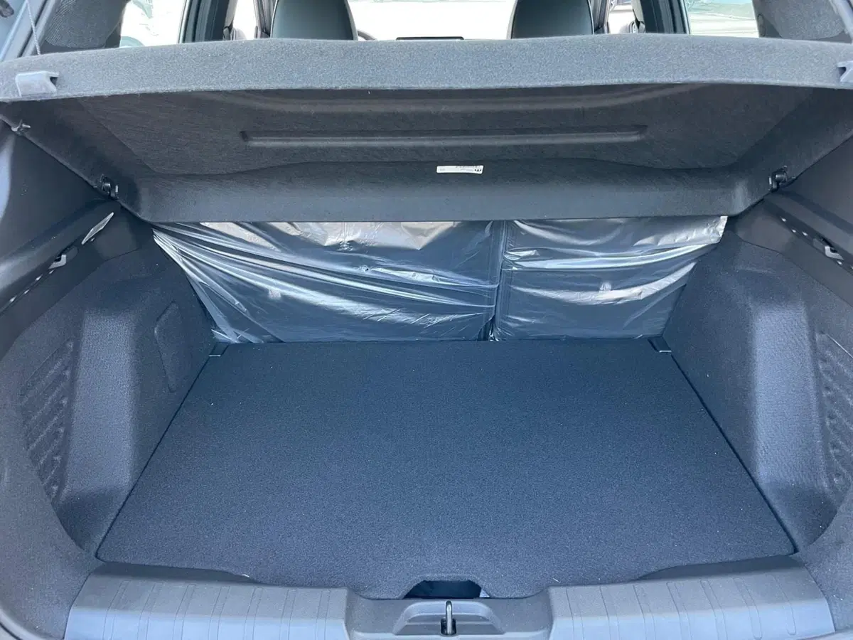 Jeep Avenger nuova a Ancona (17)