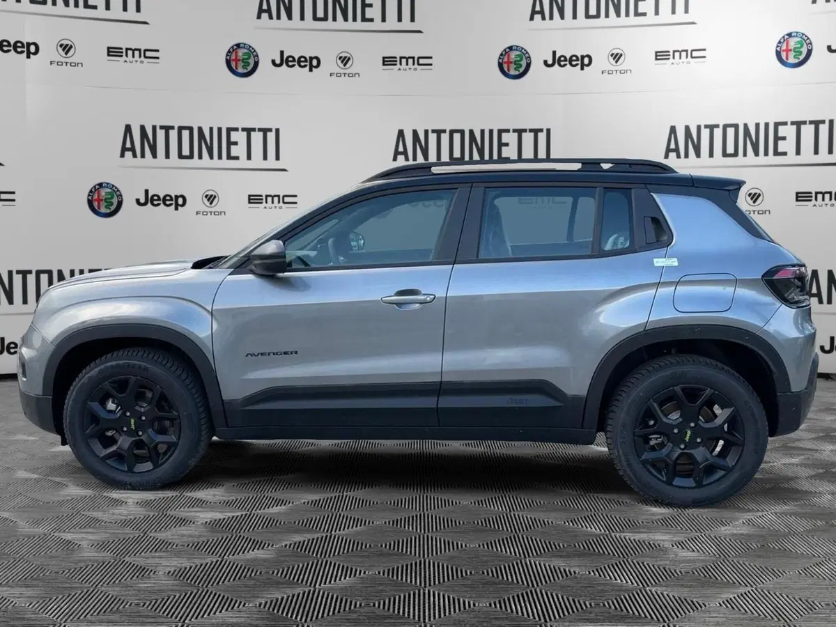 Jeep Avenger nuova a Ancona (8)