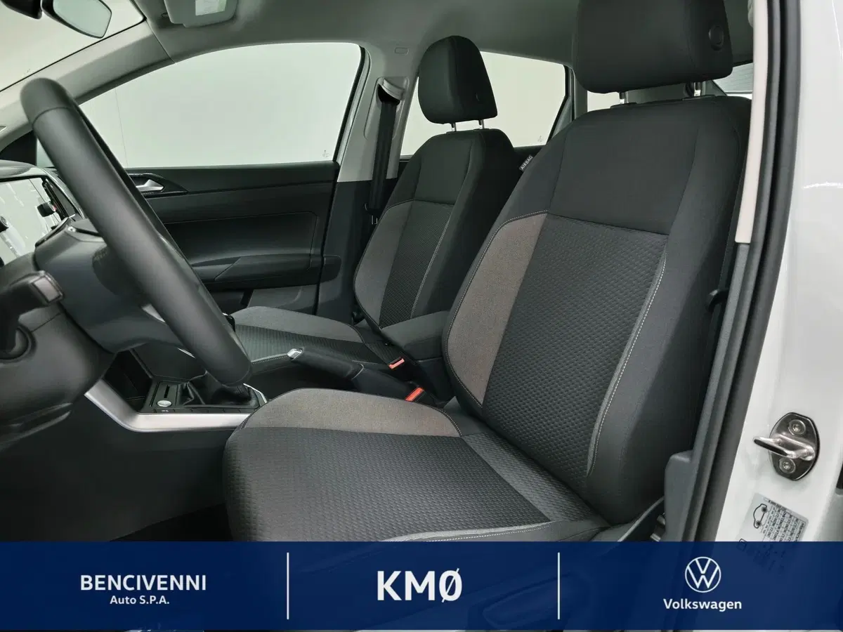 Volkswagen Taigo nuova a Catanzaro (16)