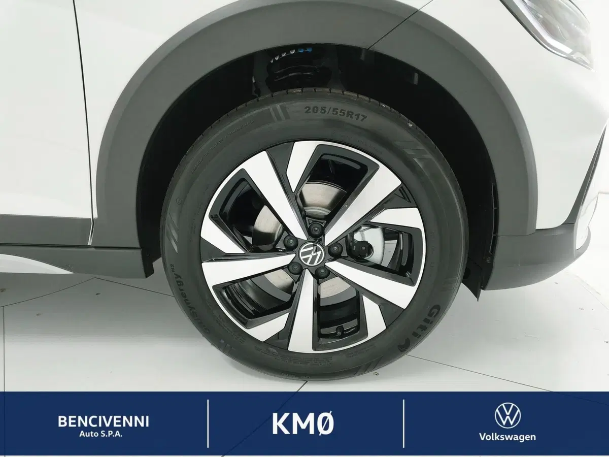 Volkswagen Taigo nuova a Catanzaro (7)