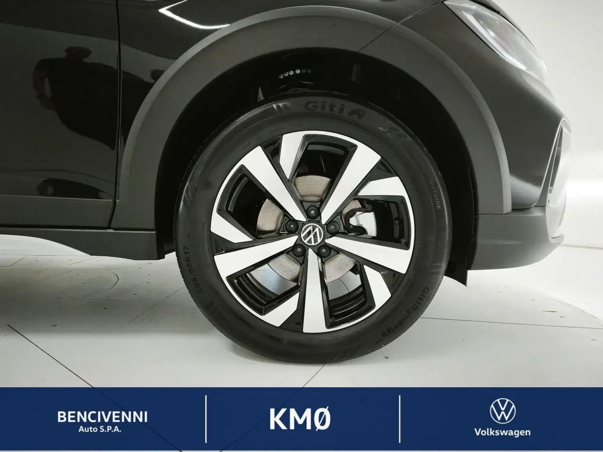Volkswagen Taigo nuova a Catanzaro (7)