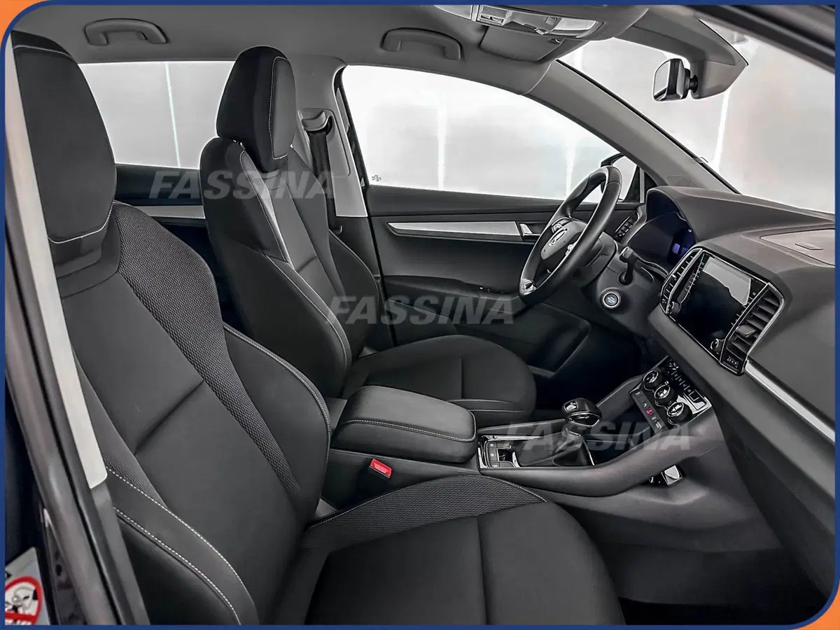 Skoda Karoq usata a Milano (14)
