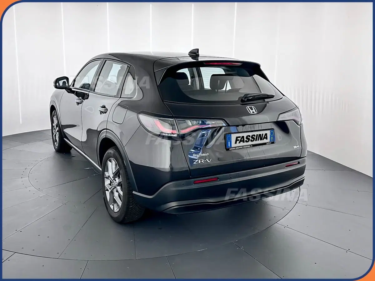 Honda ZR-V usata a Milano (4)