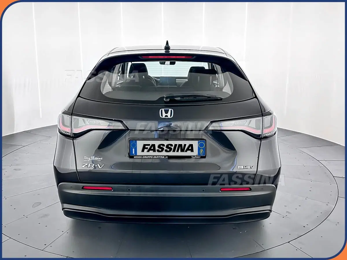 Honda ZR-V usata a Milano (5)
